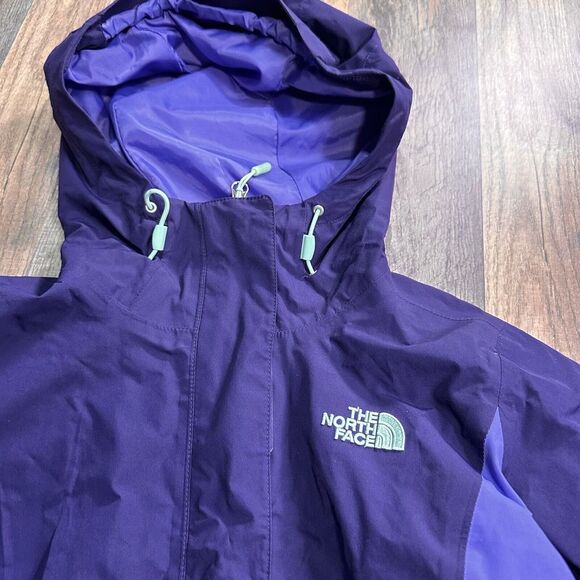 THE NORTH FACE HyVent Womens XS Hooded Rain Shell Jacket Packable Purple‎ - Picture 7 of 10